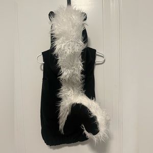 Pottery Barn Baby Skunk Halloween Costume-size 2T